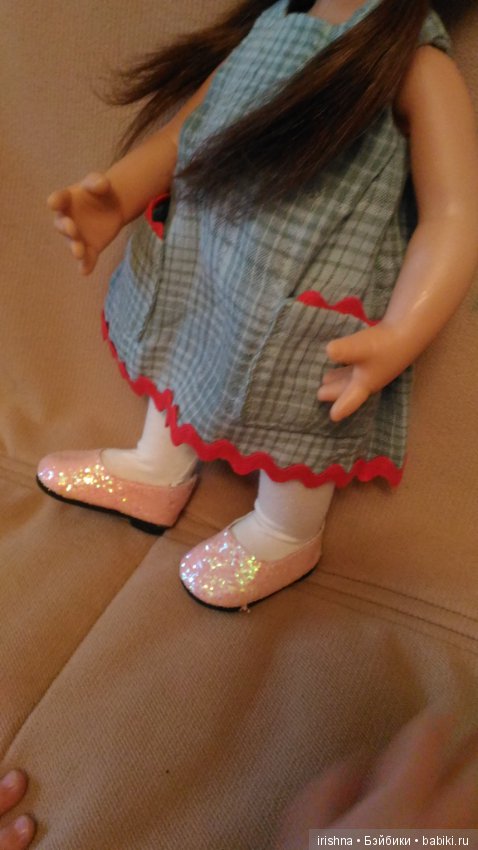 Каким куклам подошла обувь из Китая