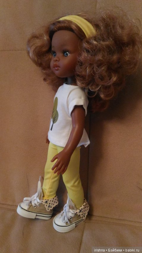 Каким куклам подошла обувь из Китая