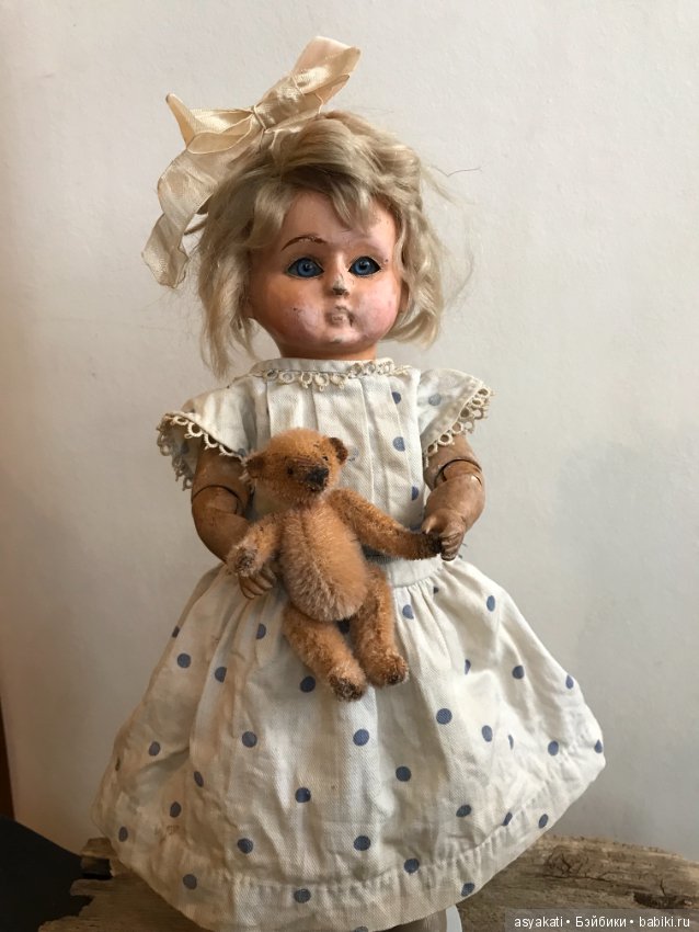 Bebe tout en boes - деревянная французская куколка (фото 5)