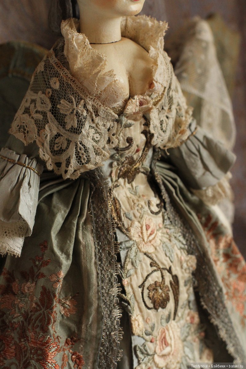 French Court Doll - французская придворная кукла
