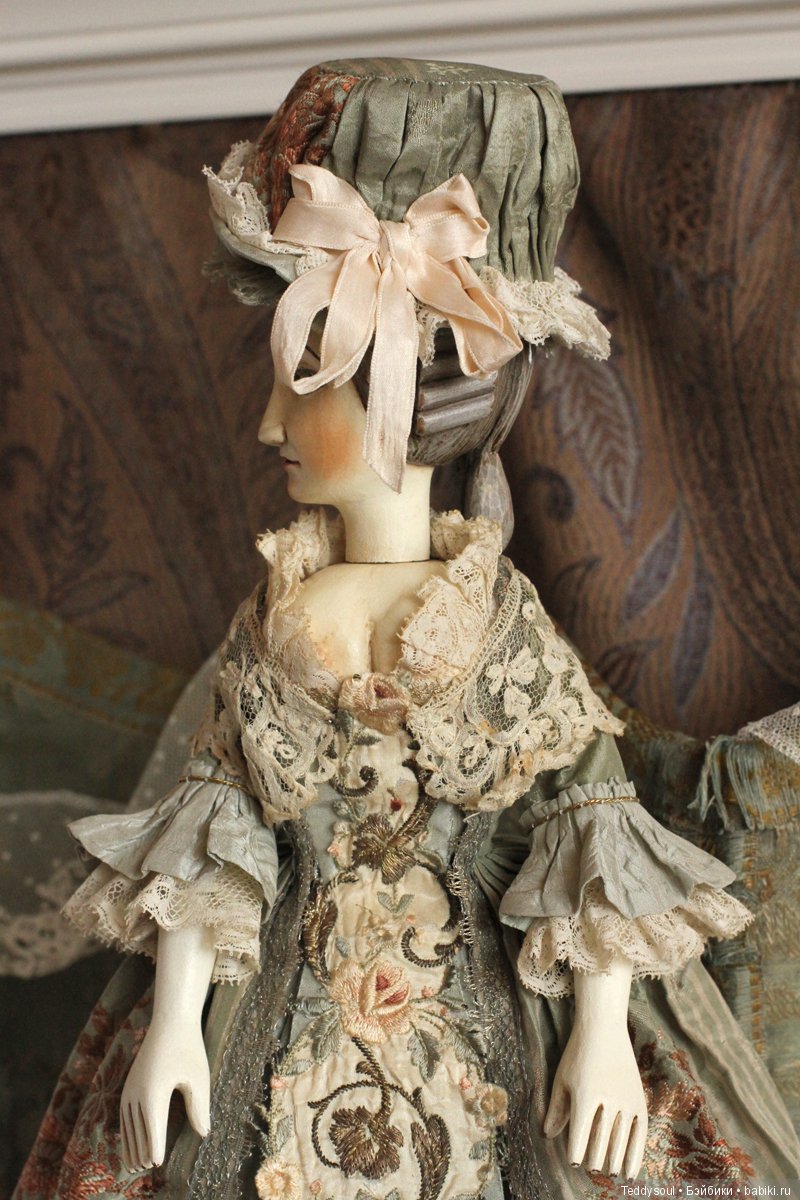 French Court Doll - французская придворная кукла