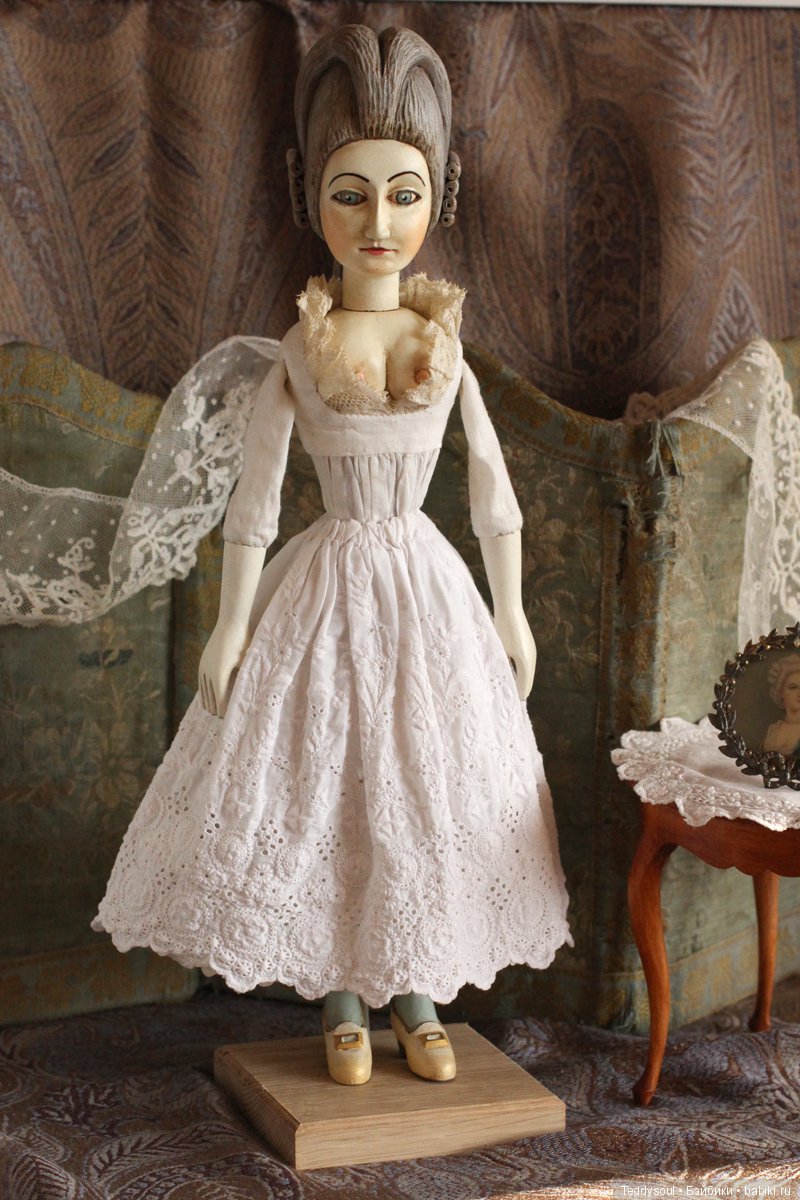 French Court Doll - французская придворная кукла