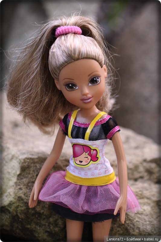 Летние вязаные наряды для Братц и Мокси (фото 10)