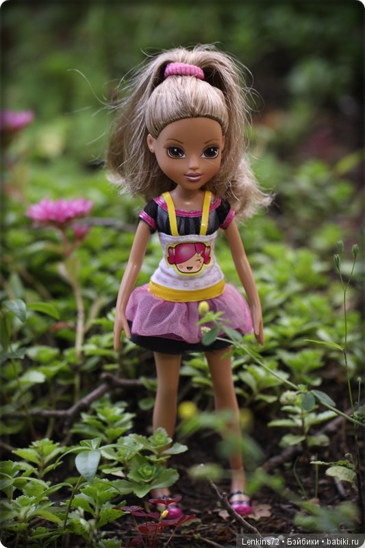 Летние вязаные наряды для Братц и Мокси (фото 9)