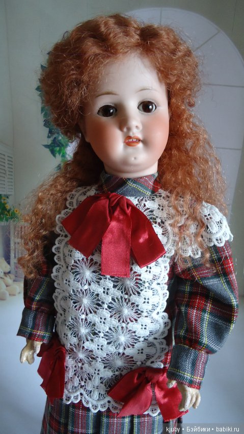 Антикварная девочка Heubach Koppesldorf