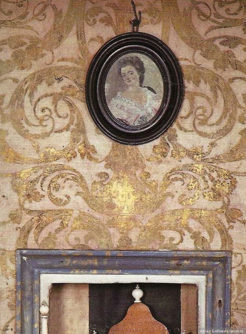 Антикварный кукольный домик (фото 8)