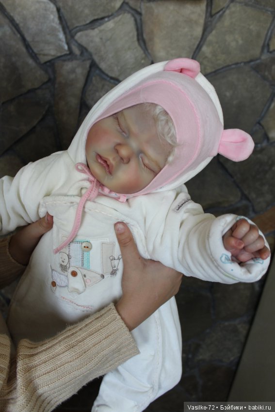 Evelyn от скульптора Cassie Brace