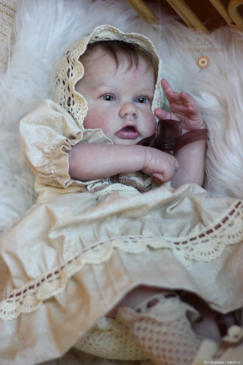 Малышка Пенни в красивом наряде (фото 9)