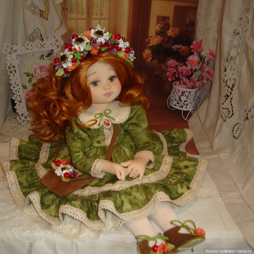 Маленькая Анжелика. Текстильная авторская кукла