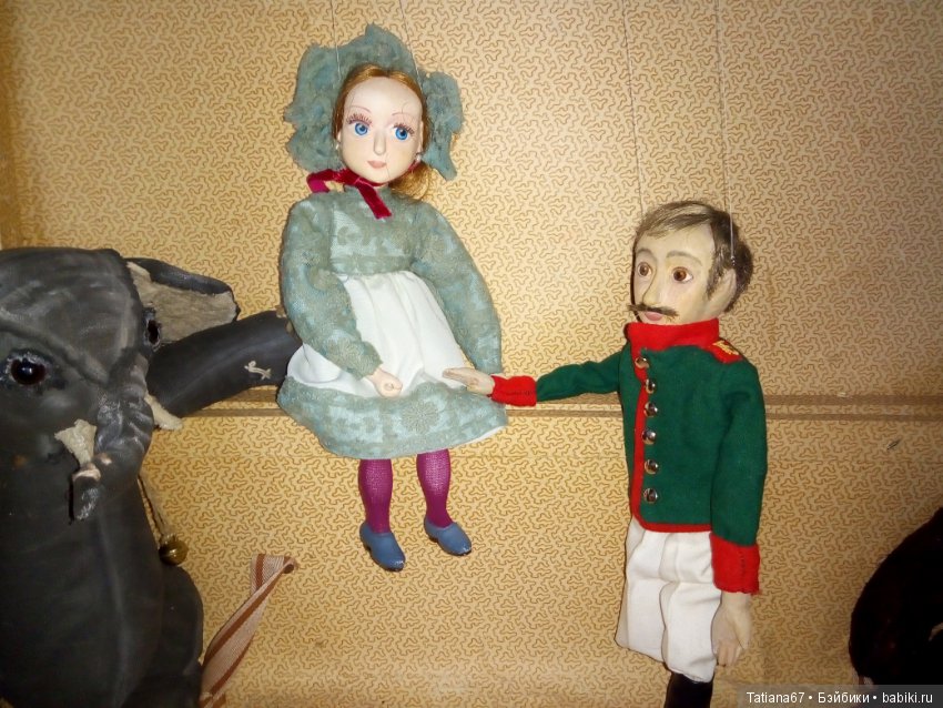 В старом сундуке — Авторские куклы из дерева (фото 3)