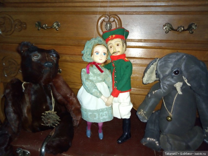 В старом сундуке — Авторские куклы из дерева