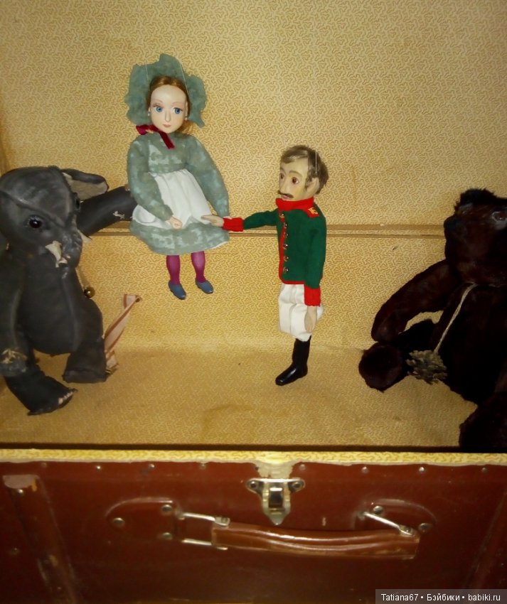 В старом сундуке — Авторские куклы из дерева (фото 2)