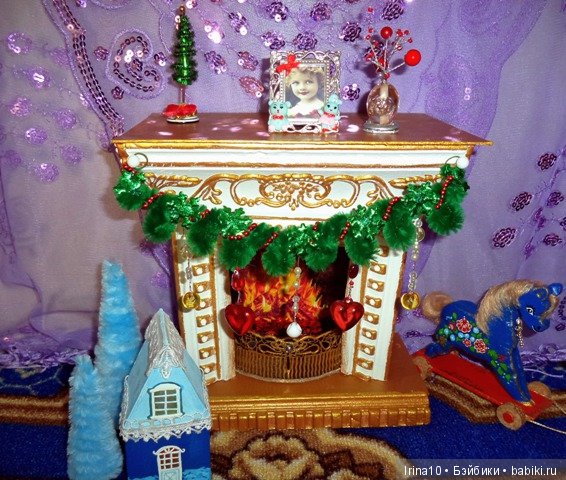 Камин с новогодними аксессуарами. Для кукол до 40 сантиметров