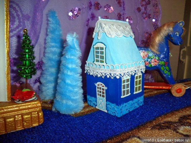 Камин с новогодними аксессуарами. Для кукол до 40 сантиметров