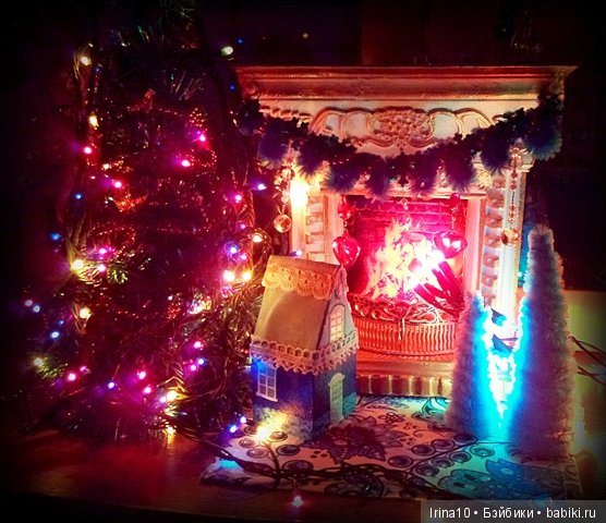 Камин с новогодними аксессуарами. Для кукол до 40 сантиметров