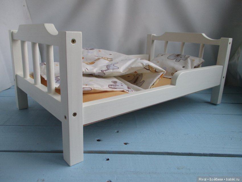 Кроватка с постелью 1:4 — Мебель для кукол и домиков: фото (фото 2)