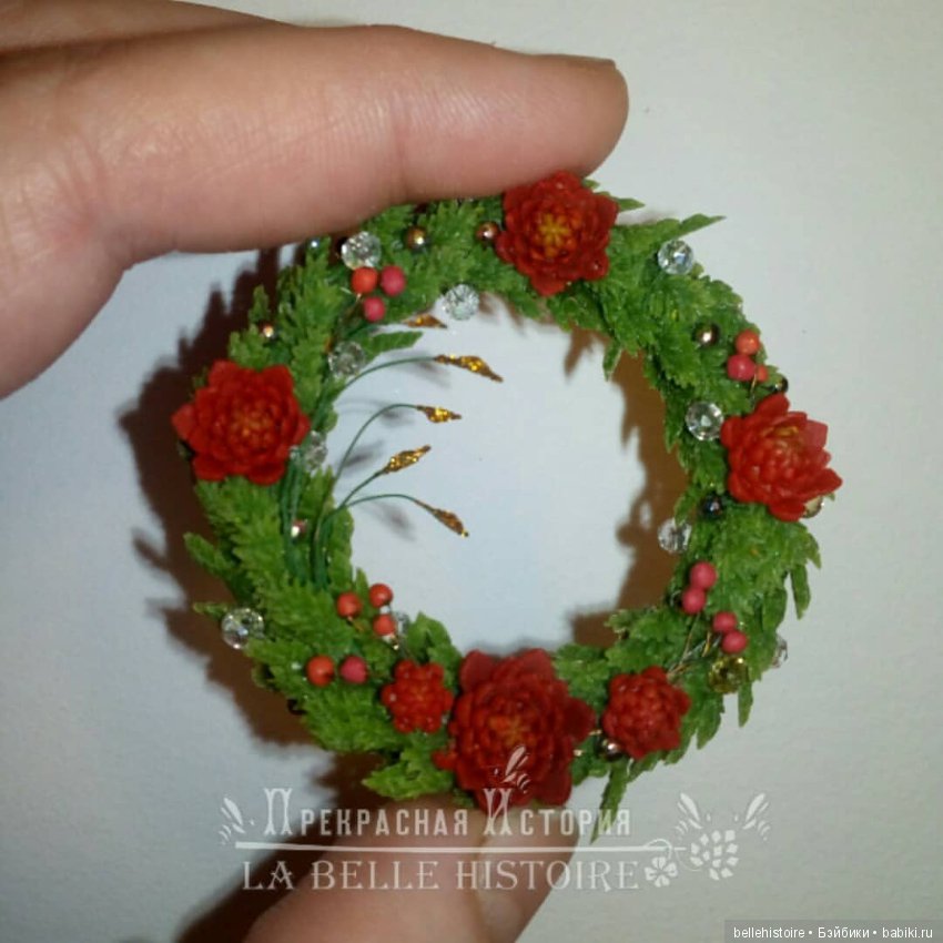 В ожидании Рождества. Миниатюрные кукольные новогодние веночки