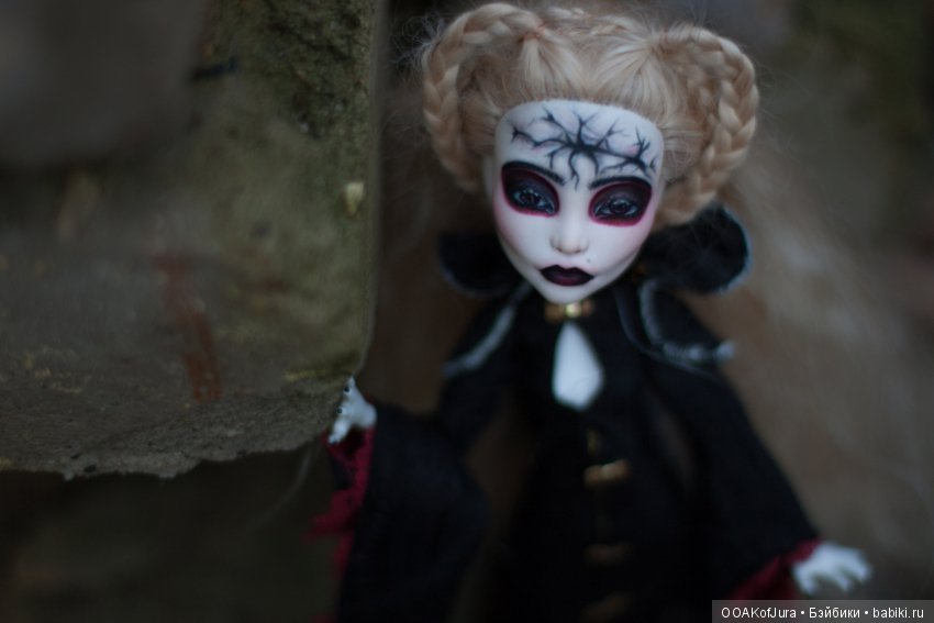 ООАК Кровавая графиня Monster High (фото 9)
