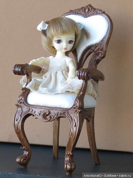 Резное кресло — Мебель для кукол и домиков: фото
