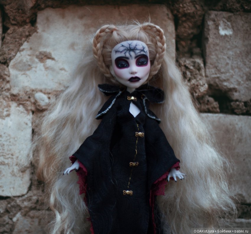 ООАК Кровавая графиня Monster High (фото 6)