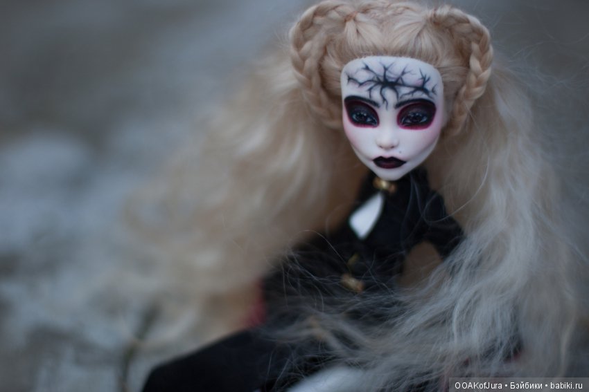 ООАК Кровавая графиня Monster High (фото 3)