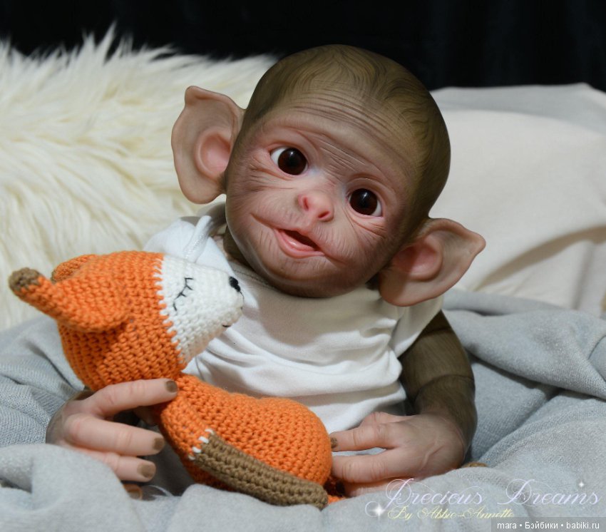 Cheeky Monkey скульптора Phil Donnelly, автор прототипа Abbie Annette (фото 4)