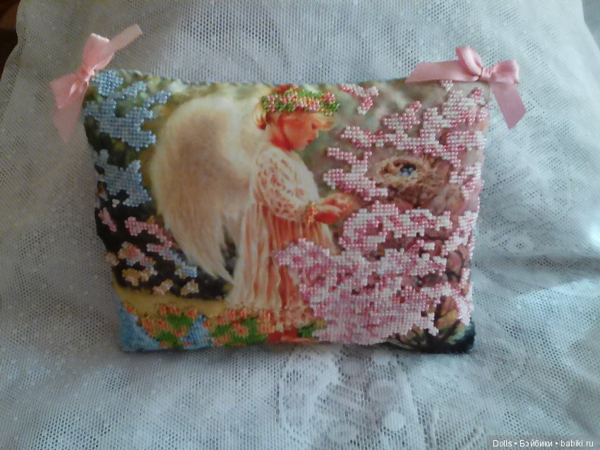 Моя вышивка бисером. Аксессуары для кукол (фото 8)