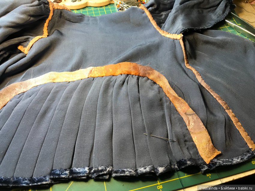 Осенняя девочка Лилибет — Антикварные куклы Armand Marseille (AM): молд 390