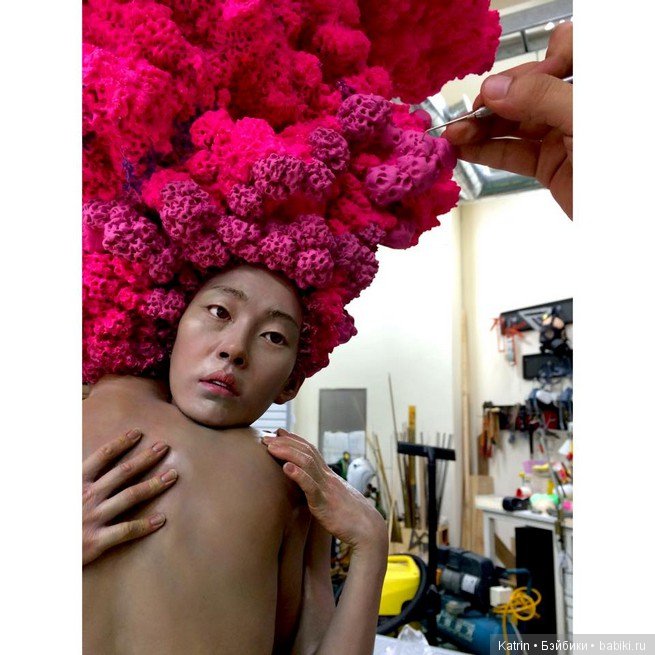 Современный скульптор Choi Xooang