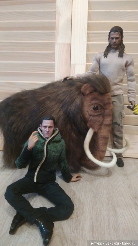 Тор, Локи и мамонт — Коллекционные экшн (фото 2)