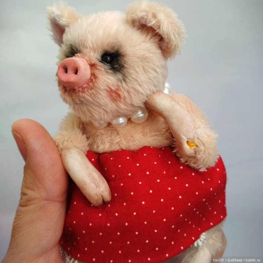 Аксиньюшка, символ года — Авторские игрушки из разных материалов: синельная проволока (фото 2)