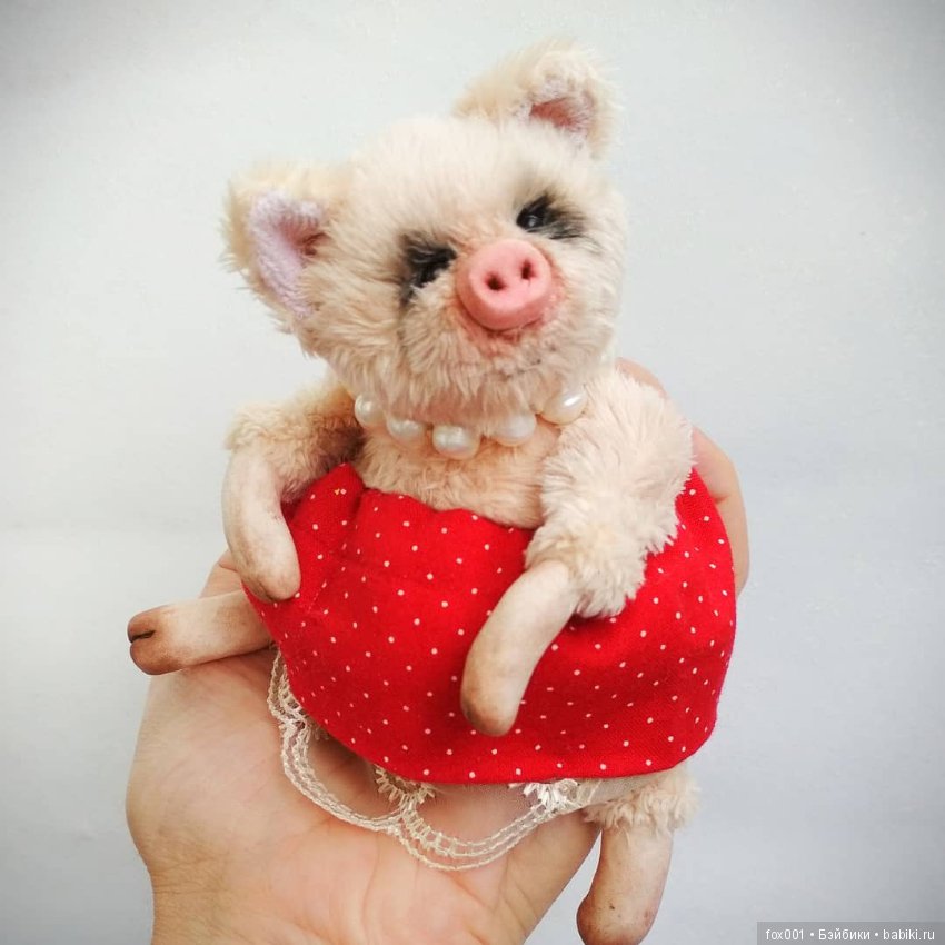 Аксиньюшка, символ года — Авторские игрушки из разных материалов: синельная проволока (фото 4)