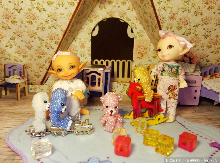 Дети и мишки играют. Часть 8