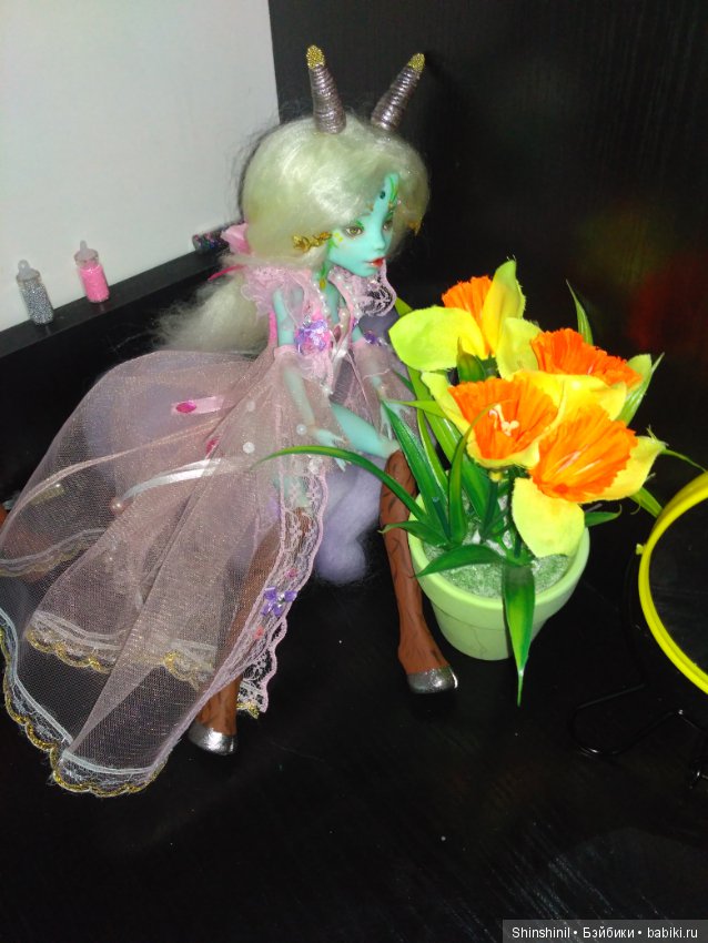 За кадром — ООАК Monster High и Ever After High: репейнт (фото 10)