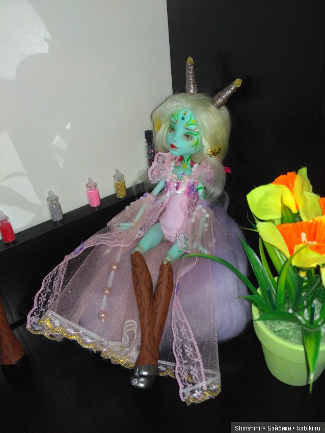 За кадром — ООАК Monster High и Ever After High: репейнт (фото 2)