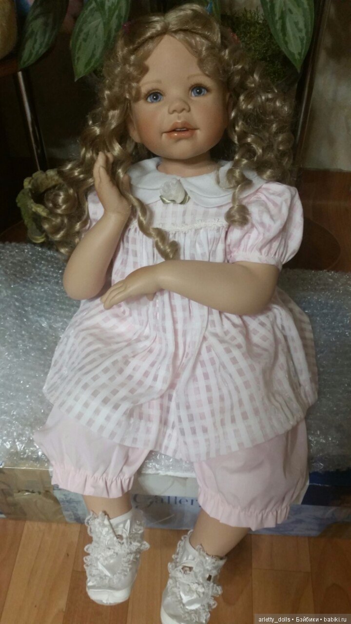 Ангелина от Моники Левениг