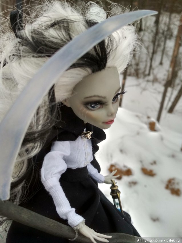 И снова Плоский мир — ООАК Monster High и Ever After High: репейнт (фото 3)