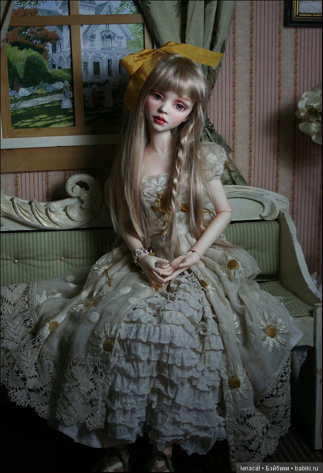 Мы говорим ей: До свидания