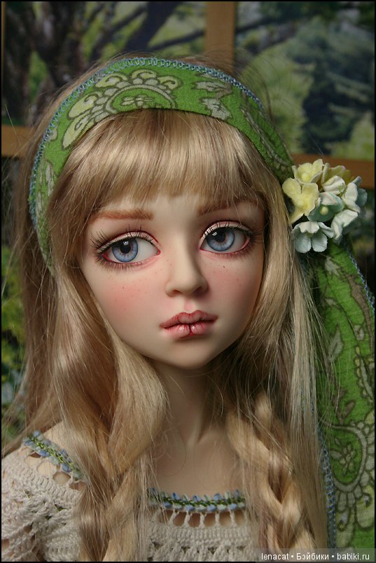 Мы говорим ей: До свидания