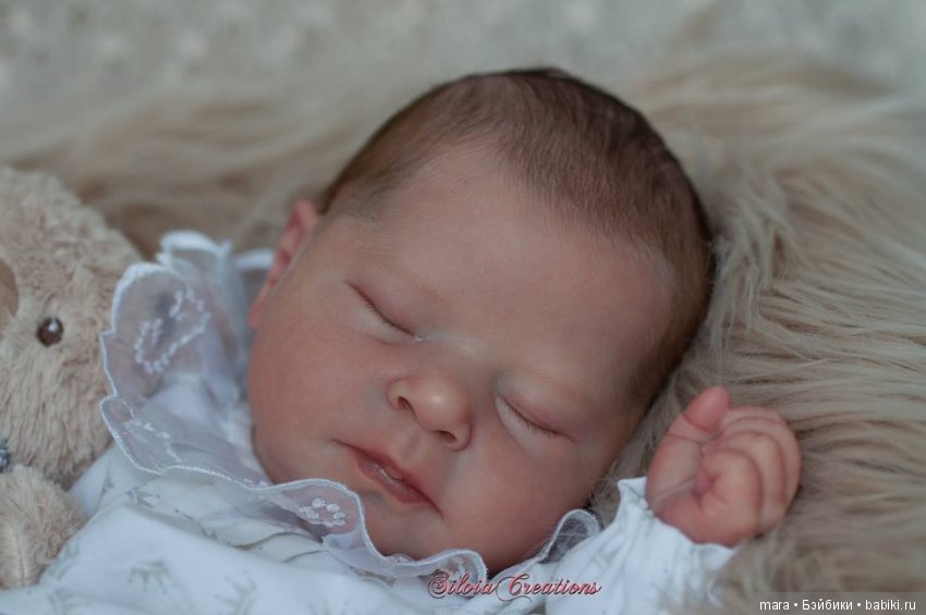 Luciano скульптора Cassie Ann Brace, автор прототипа Silvia Ezquerra