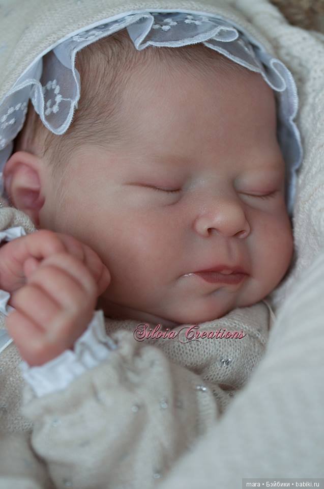 Luciano скульптора Cassie Ann Brace, автор прототипа Silvia Ezquerra