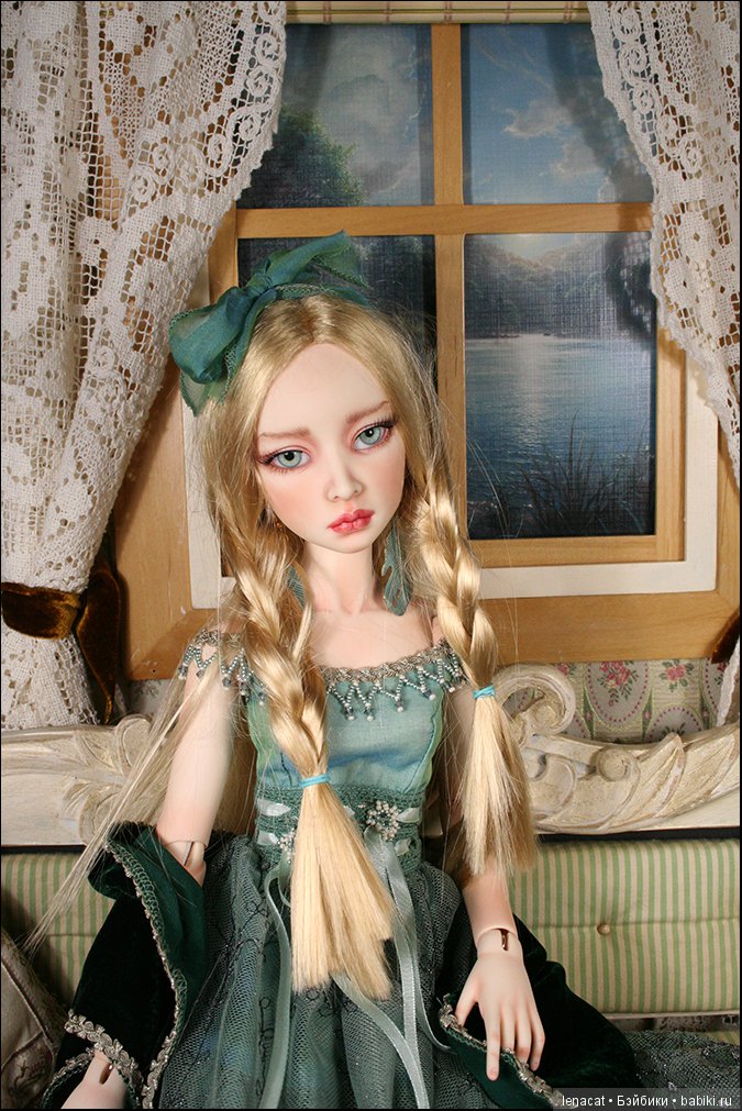 Мы говорим ей: До свидания