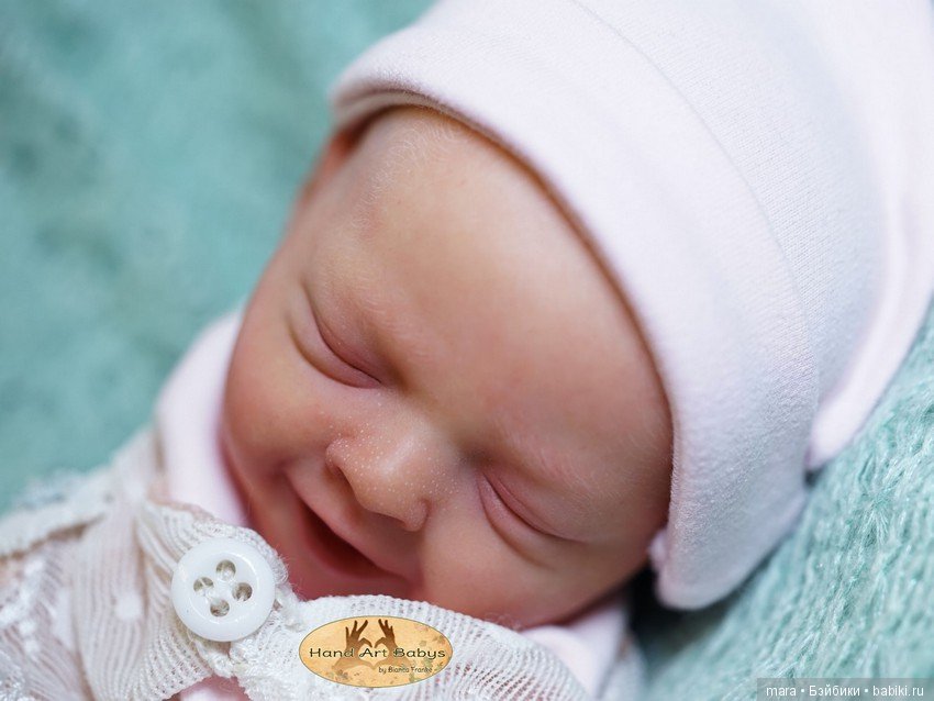 Salia скульптора Olga Auer, автор прототипа Bianca Franke