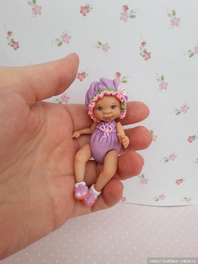 Кнопки 8 см — Авторские миниатюрные куклы: лепка (фото 6)