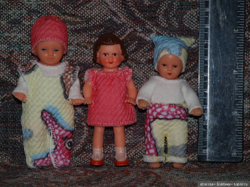 Разноцветное настроение или одеваем пупсиков