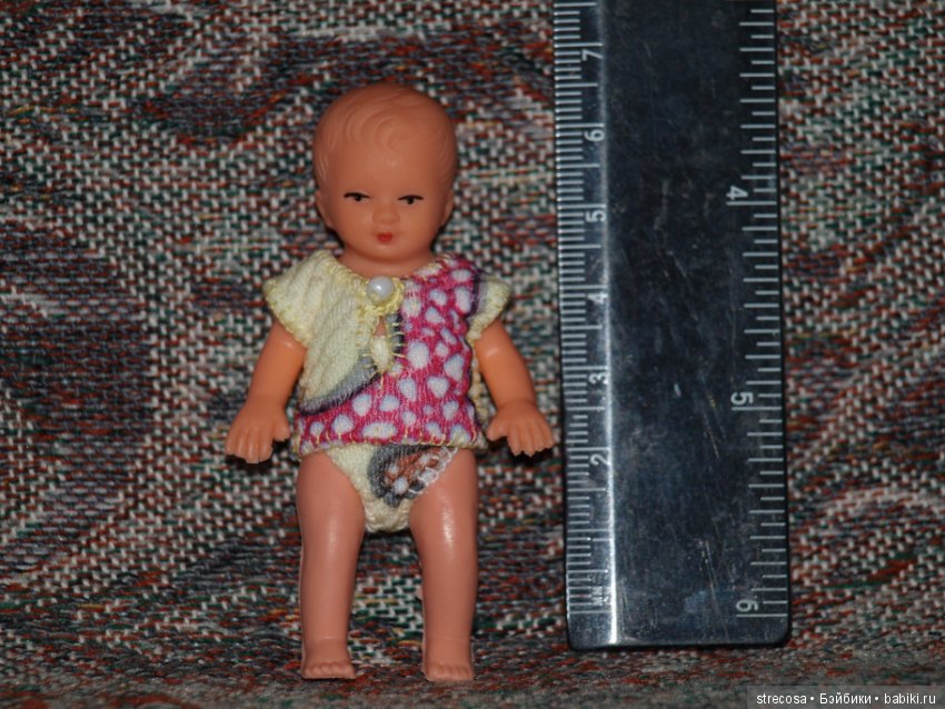 Разноцветное настроение или одеваем пупсиков