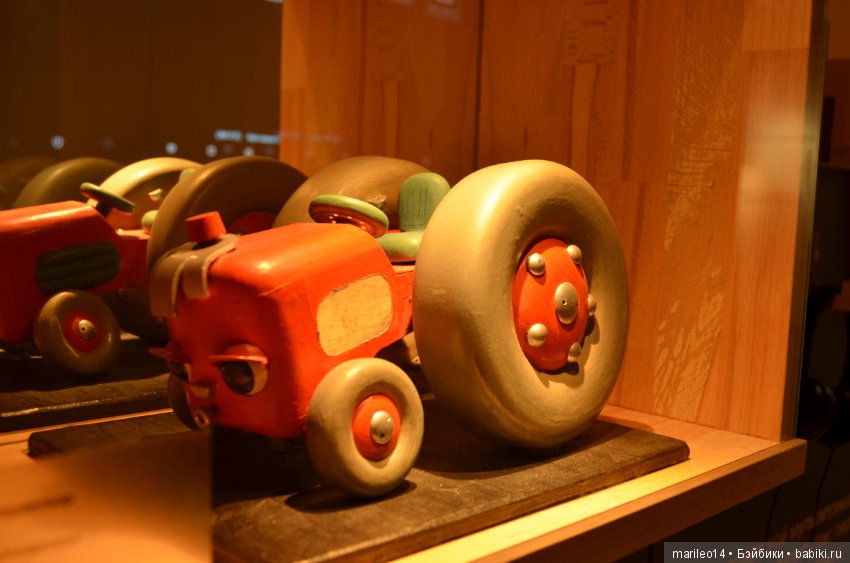 Выставка в Санкт-Петербурге "В главных ролях" ("Любимые герои мультфильмов")