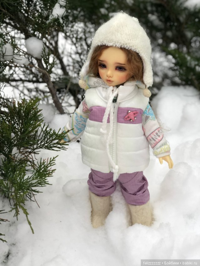 Кира катается на сноуборде воскресным утром (фото 9)