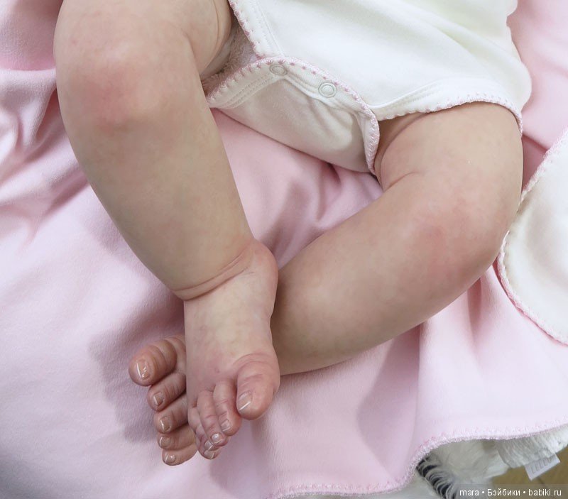 Kenzie скульптора Sandy Faber, автор прототипа Helen Jalland