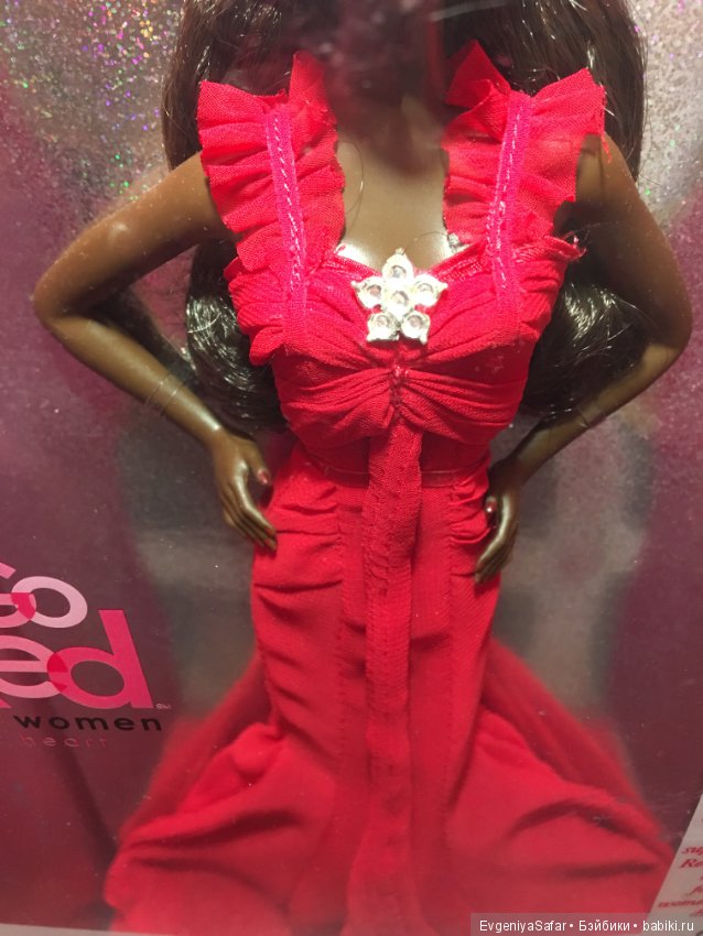 Коллекционная Go Red For Women Barbie, 2007 год (фото 7)